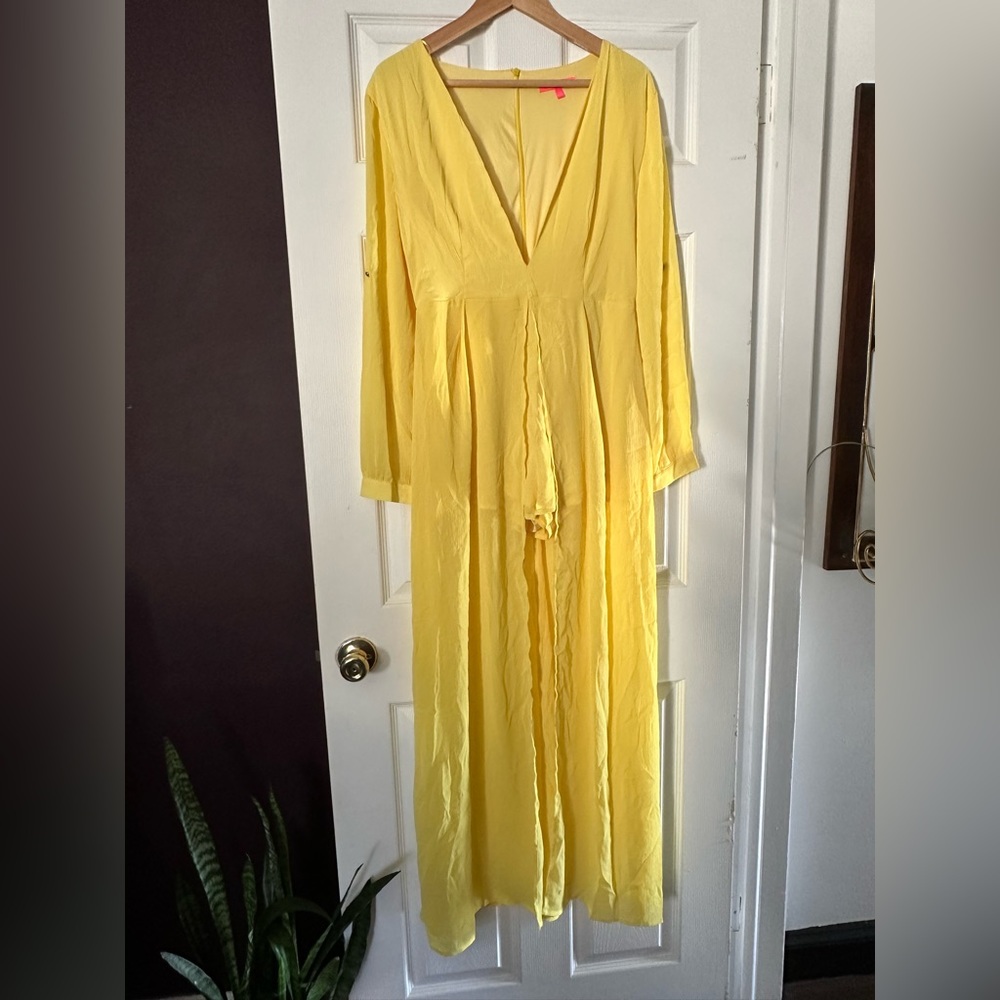 Women’s dress